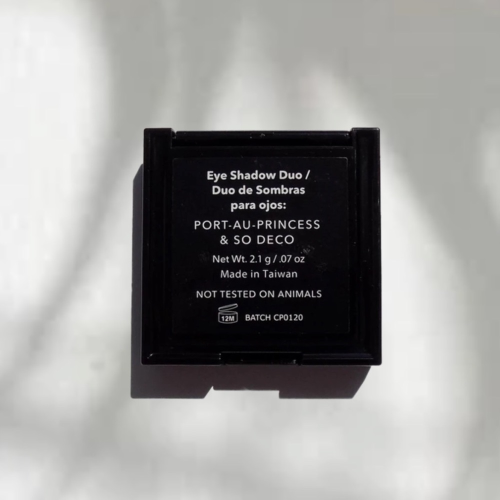 B. Lovely Eyeshadow Duo in Port-Au-Princess and So Deco - Picture 9 of 9